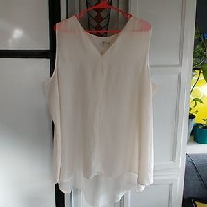 💠3 for $15 Tops💠NWT Cato sleeveless blouse.